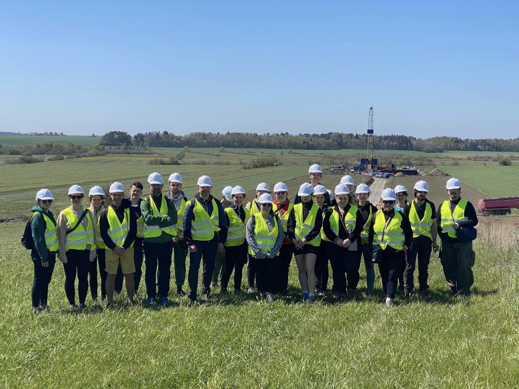 Visit to the drill site in Puck